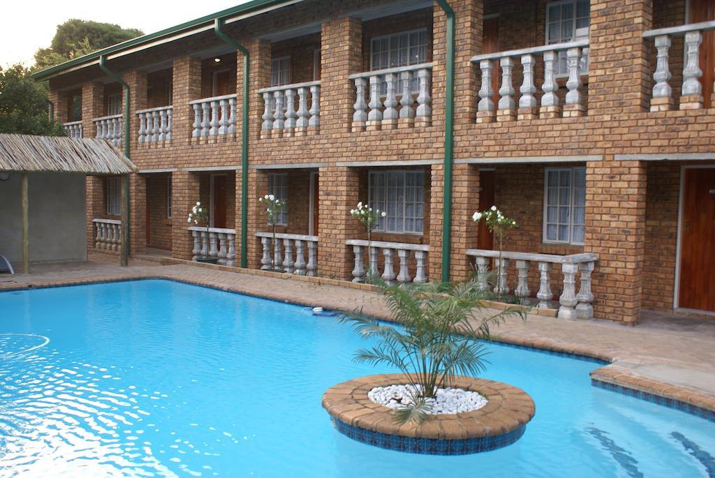 Emerald Guesthouse Kempton Park Exteriér fotografie